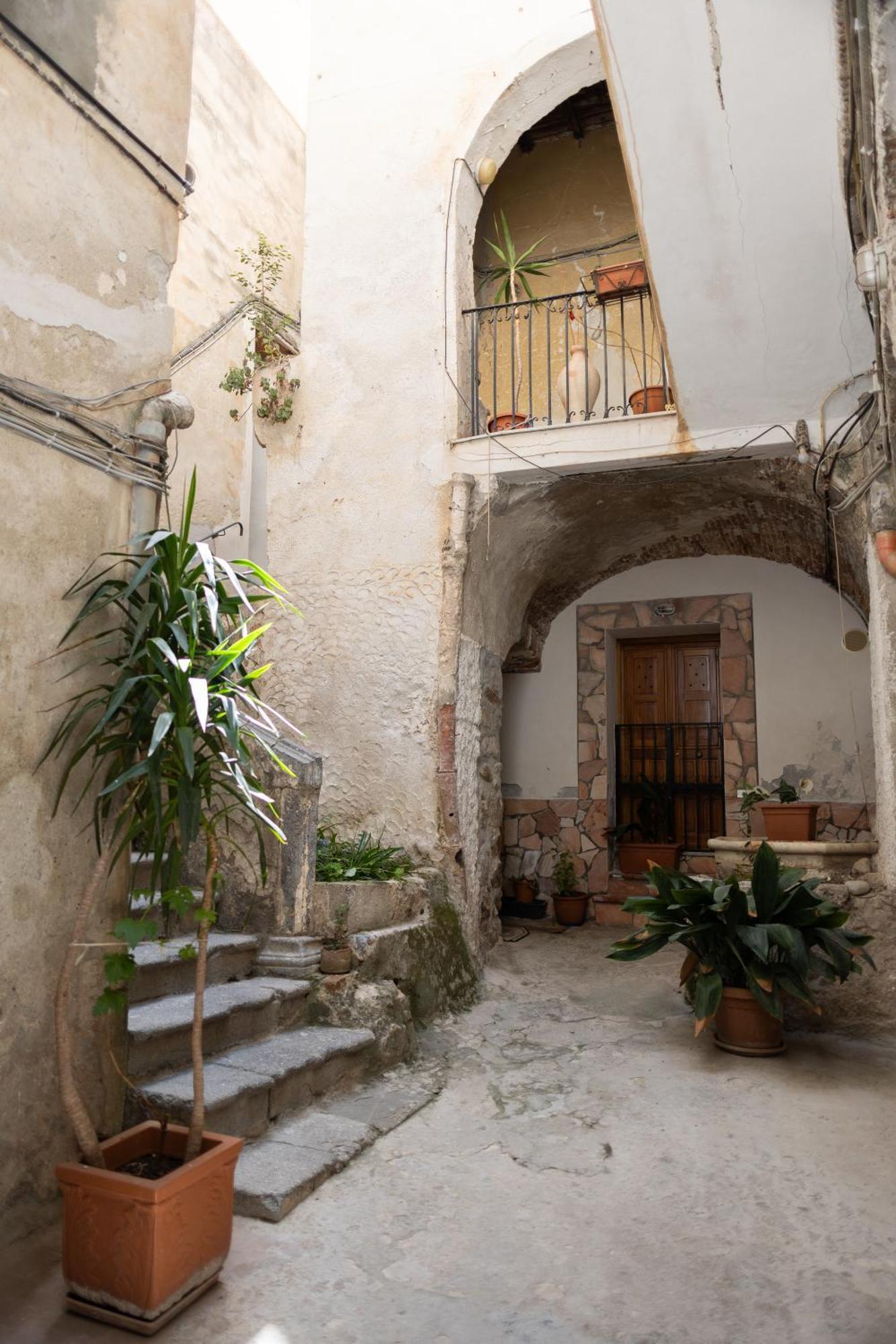 Cortile Gioeni Apartment Cefalù Exterior foto